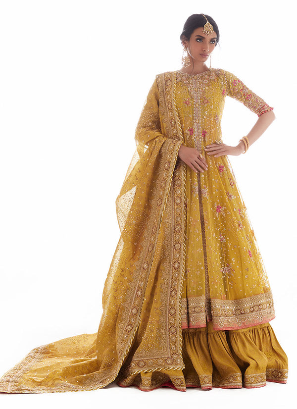 farah-talib-aziz-leen-kiwi-kalidaar-suit-replica
