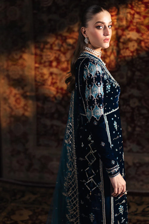 Qalamkar Luxury Velvet Edit Formals – BK-07 LIYANA