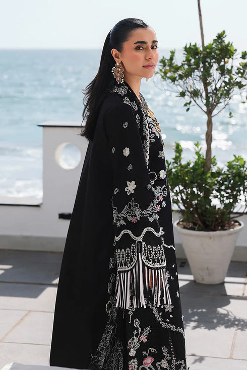 Qalamkar Sahil Luxury Lawn – SA-02 LIANA