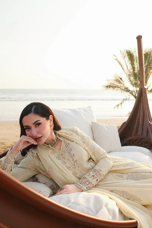 Qalamkar Sahil Luxury Lawn – SA-03 SAFA