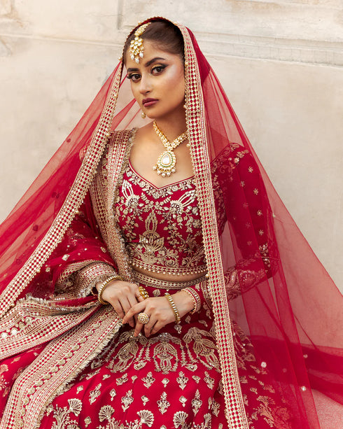 Faiza Saqlain Zofia - Replica