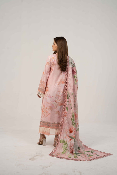 mausummery-spring-summer-lawn-digital-suit-gull-aligarh