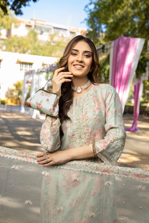 miraas-semi-stitched-luxury-collection-noida