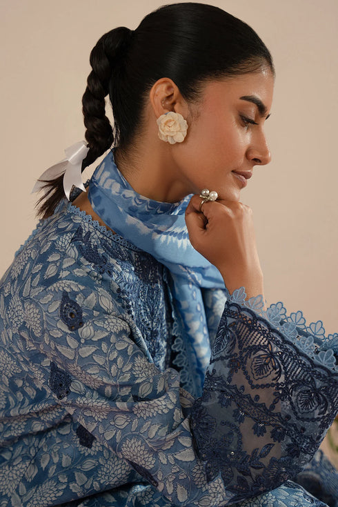 Afrozeh The Folral Charm Lawn '2025 – Kalina